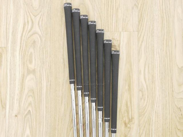 Iron set : Titleist : ชุดเหล็ก Titleist T300 (รุ่นล่าสุด ปี 2022) มีเหล็ก 5-Pw,48 (7 ชิ้น) ก้านเหล็ก NS Pro 880 AMC Flex S