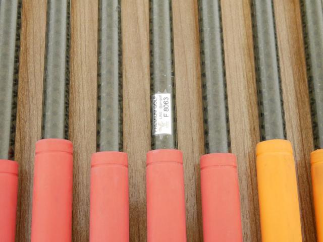 Iron set : Honma : ชุดเหล็ก Honma Beres IS-02 (หน้าเด้ง Forged) มีเหล็ก 5-11 (7 ชิ้น เทียบเท่า 4-Pw) ก้าน ARMRQ 6 (49) Flex R (2 ดาว)