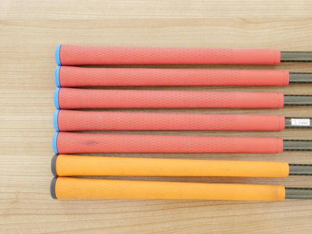 Iron set : Honma : ชุดเหล็ก Honma Beres IS-02 (หน้าเด้ง Forged) มีเหล็ก 5-11 (7 ชิ้น เทียบเท่า 4-Pw) ก้าน ARMRQ 6 (49) Flex R (2 ดาว)