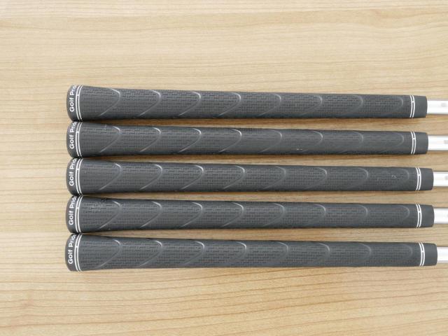 Iron set : Mizuno : ชุดเหล็ก Mizuno Pro 225 Forged (ปี 2023 นุ่ม แน่น ระยะดี) มีเหล็ก 6-Pw (5 ชิ้น) ก้านเหล็ก Dynamic Gold 95 R300
