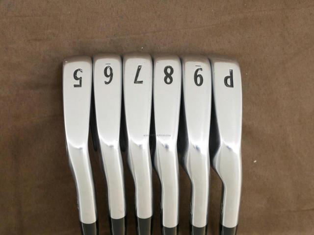 Iron set : Titleist : ชุดเหล็ก Titleist 714 CB Forged มีเหล็ก 5-Pw (6 ชิ้น) ก้านเหล็ก Dynamic Gold S200