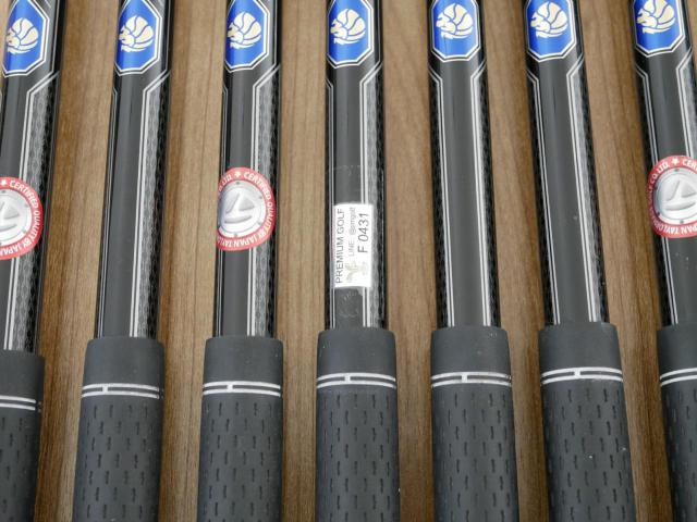 Iron set : Taylormade : ชุดเหล็ก Taylormade Gloire F2 Forged (รุ่นท๊อปสุด Japan Spec. ออกปี 2017) มีเหล็ก 5-Pw,Aw,Sw (8 ชิ้น) ก้านกราไฟต์ Flex S