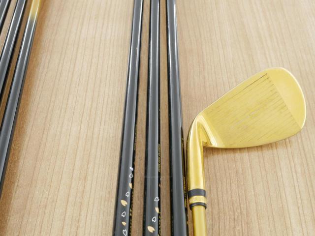 Iron set : Other Brand : ชุดเหล็ก Mutsumi Honma MH608 Maraging (ใบใหญ่ ตีง่าย ไกล) มีเหล็ก 6-Pw,Aw,Sw (7 ชิ้น) ก้านกราไฟต์ Flex R