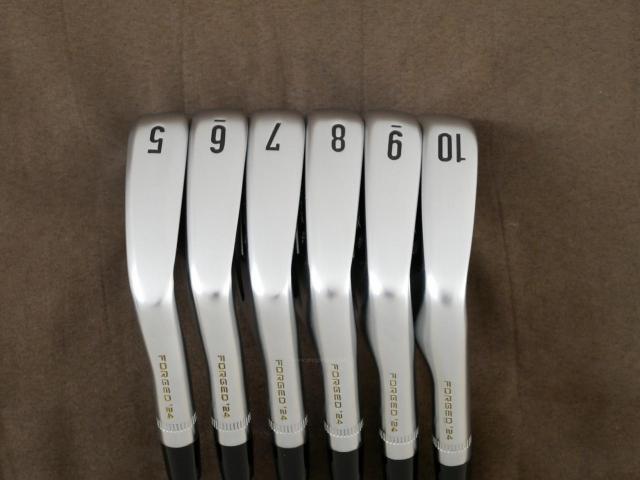 Iron set : Callaway : ชุดเหล็ก Callaway APEX CB Forged (ออกปี 2024) มีเหล็ก 5-10 (6 ชิ้น) ก้านเหล็ก Dynamic Gold 105 R300