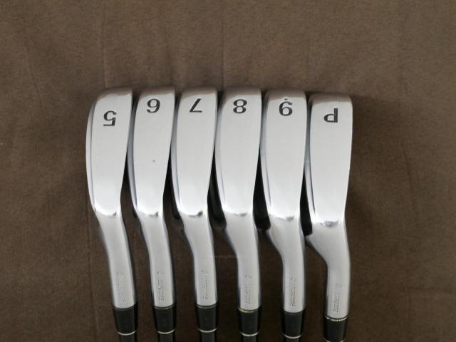 Iron set : Tourstage : ชุดเหล็ก Tourstage VIQ (Forged) มีเหล็ก 5-Pw (6 ชิ้น) ก้านกราไฟต์ Flex R