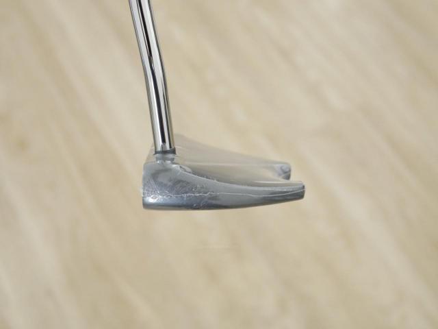 Putter : All : **ของใหม่ ยังไม่แกะพลาสติก** พัตเตอร์ Odyssey DFX V-Line Fang (รุ่นปี 2025) ยาว 34 นิ้ว