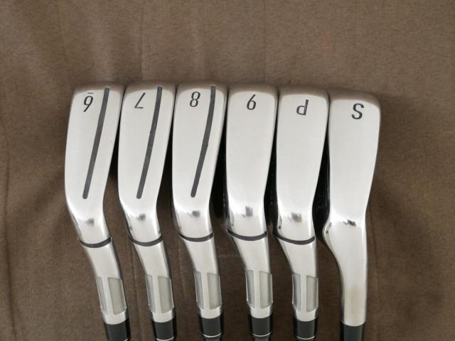 Iron set : Taylormade : ชุดเหล็ก Taylormade Stealth (ออกปี 2022 Japan Spec.) มีเหล็ก 6-Pw,Sw (6 ชิ้น) ก้านกราไฟต์ Mitsubishi Tensei TM60 Flex R