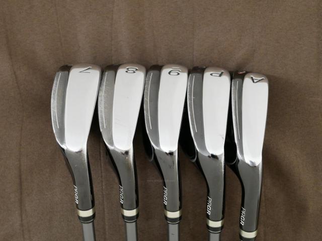 Iron set : PRGR : ชุดเหล็กกระเทย PRGR New Egg Iron (รุ่นปี 2017 ตีง่ายและไกลมาก) มีเหล็ก 7-Pw,Aw (5 ชิ้น) ก้านกราไฟต์ Flex SR (M-40)