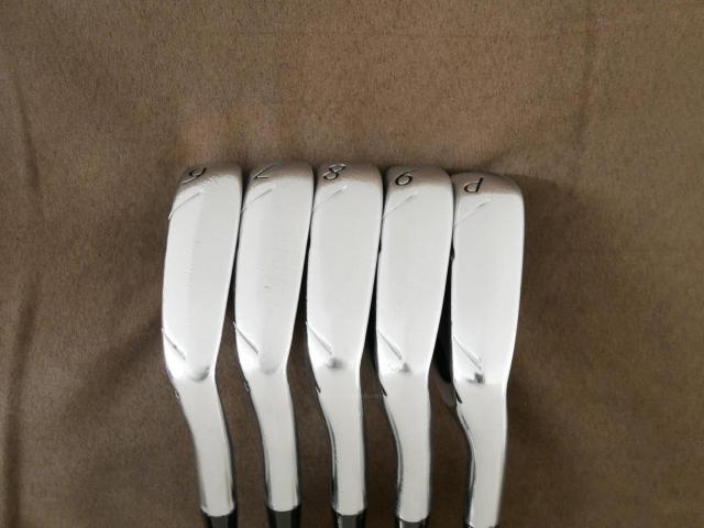 Iron set : Miura : ชุดเหล็ก Miura PI-401 (ออกปี 2021 นุ่ม ง่าย ระยะดี) มีเหล็ก 6-Pw (5 ชิ้น) ก้านกราไฟต์ Graphite Design RAUNE i75 Flex R
