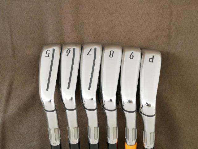 Iron set : Taylormade : ชุดเหล็ก Taylormade M5 (ออกปี 2019 Japan Spec) มีเหล็ก 5-Pw (6 ชิ้น) ก้านเหล็ก AMT Tour White S200