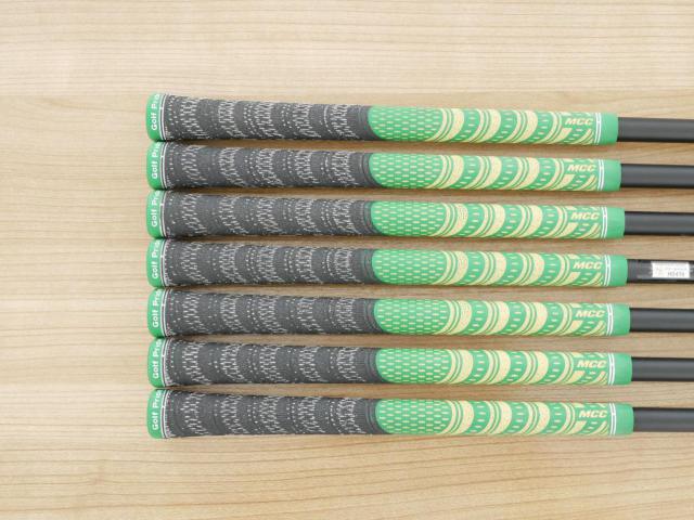 Iron set : Mizuno : ชุดเหล็ก Mizuno Pro 243 Forged (ปี 2024 นุ่ม แน่น ระยะดี) มีเหล็ก 5-Pw,Aw (7 ชิ้น) ก้านกราไฟต์ Fujikura TRAVIL 85 Flex S