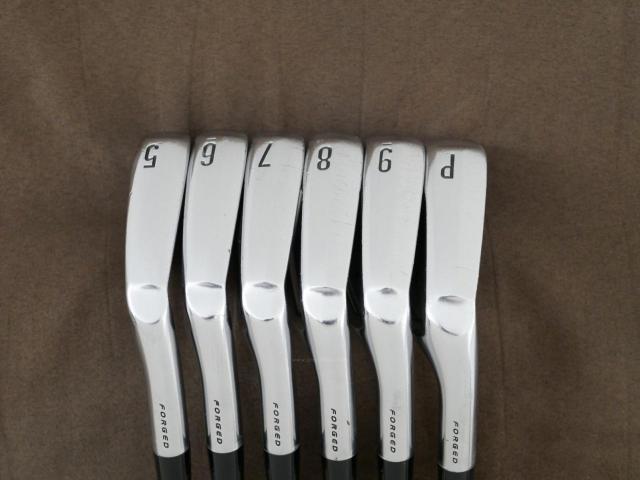 Iron set : Other Brand : ชุดเหล็ก Srixon ZX7 Forged (รุ่นปี 2021) มีเหล็ก 5-Pw (6 ชิ้น) ก้านเหล็ก Dynamic Gold 115 MID S200