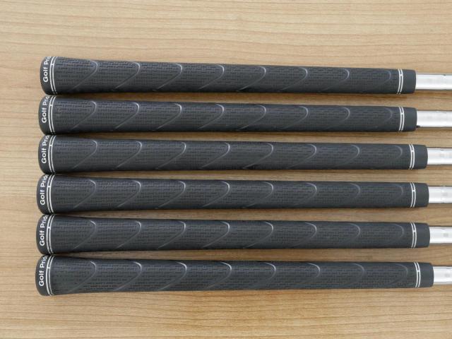 Iron set : Mizuno : ชุดเหล็ก Mizuno JPX 923 Forged (ออกปี 2023 ตัวท๊อป นุ่ม แน่น) มีเหล็ก 5-Pw (6 ชิ้น) ก้านเหล็ก Dynamic Gold 95 S200 