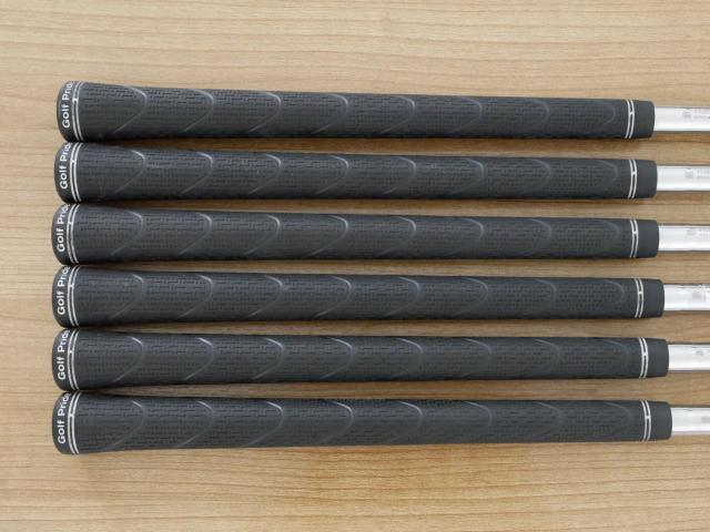 Iron set : Mizuno : ชุดเหล็ก Mizuno JPX 923 Tour Forged (ออกปี 2023 ตัวท๊อป นุ่ม แน่น คมสุดๆ) มีเหล็ก 5-Pw (6 ชิ้น) ก้านเหล็ก Dynamic Gold 95 S200 