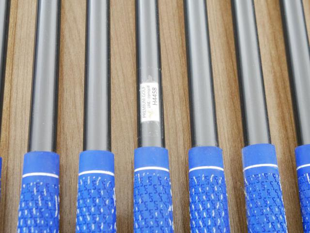 Iron set : Mizuno : ชุดเหล็ก Mizuno Intage Titanium (รุ่นท๊อป ใบใหญ่ ตีไกลมาก) มีเหล็ก 5-Pw,Aw,Sw (8 ชิ้น) ก้านกราไฟต์ Flex R2