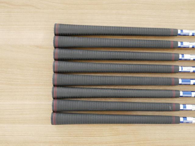 Iron set : Daiwa : ชุดเหล็ก Daiwa Onoff FF-247 (รุ่นล่าสุด หน้าเด้งสุดๆ ตีไกลสุดๆ ง่ายสุดของ Daiwa) มีเหล็ก 5-Pw,As,Sw (8 ชิ้น) ก้านกราไฟต์ Flex R