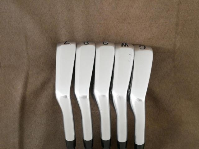 Iron set : PXG : ชุดเหล็ก PXG 0211 DUAL COR (ออกปี 2021 หน้าเด้ง ตีไกลมากๆ) มีเหล็ก 7-Pw,Gw (5 ชิ้น) ก้านกราไฟต์ Mitsubishi MMT 60 Flex R
