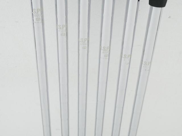 Iron set : Fourteen : ชุดเหล็ก Fourteen TC-550 Forged มีเหล็ก 5-Pw (6 ชิ้น) ก้านเหล็ก Ns Pro 950 GH Flex R