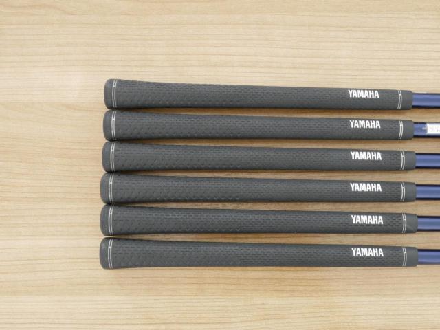 Iron set : Yamaha : ชุดเหล็ก Yamaha Inpres UD+2 (ออกปี 2019 ตีไกลที่สุด ไกลกว่าเหล็กทั่วไป 2 เบอร์ หน้าเด้ง COR 0.822) มีเหล็ก 7-Pw,Aw,As (6 ชิ้น) ก้านกราไฟต์ Flex R