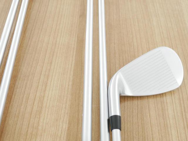 Iron set : Titleist : ชุดเหล็ก Titleist T400 (รุ่นล่าสุด ออกปี 2023 ตีง่ายที่สุด ไกลที่สุด) มีเหล็ก 7-Pw,43 (5 ชิ้น) ก้านกราไฟต์ Titleist 3D401 i50 Flex R