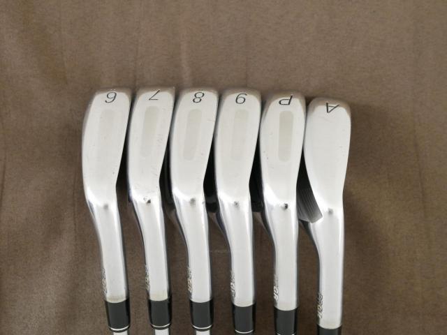 Iron set : PRGR : ชุดเหล็ก PRGR RS Titanium Face (ออกปี 2017 ตีไกล) มีเหล็ก 6-Pw,Aw (6 ชิ้น) ก้านเหล็ก Dynamic Gold S200