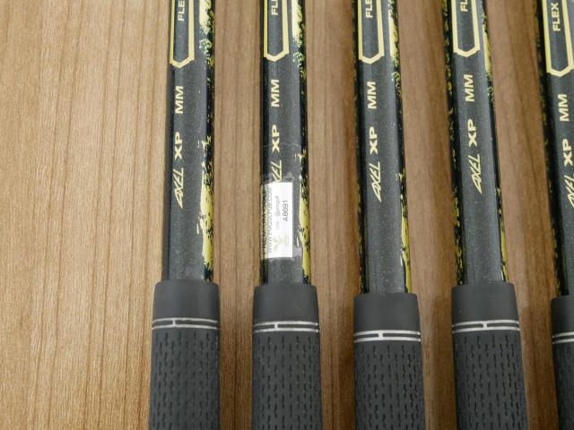 Iron set : Tsuruya : ชุดเหล็ก Tsuruya AXEL XP MM (หน้าเด้ง เบา อ่อน เหมาะกับซีเนียร์) มีเหล็ก 7-Pw,Aw (5 ชิ้น) ก้านกราไฟต์ FLex R
