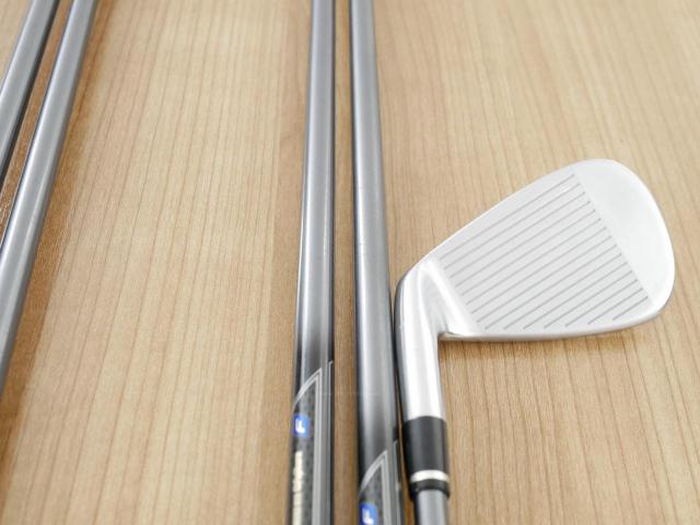 Iron set : Taylormade : ชุดเหล็ก Taylormade Gloire F2 Forged (รุ่นท๊อปสุด Japan Spec. ออกปี 2017) มีเหล็ก 6-Pw (5 ชิ้น) ก้านกราไฟต์ Flex S