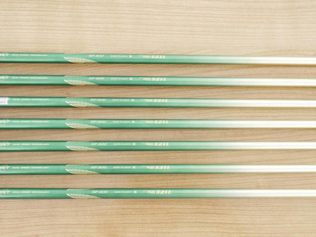 Iron set : XXIO : ชุดเหล็ก XXIO Prime 8 (รุ่นท๊อปสุด ออกปี 2015 ตีง่าย ไกล) มีเหล็ก 6-Pw,Aw,Sw (7 ชิ้น) ก้านกราไฟต์ SP-800 Flex R2