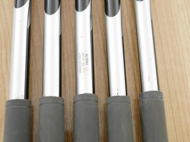 Iron set : Taylormade : ชุดเหล็ก Taylormade Gloire (รุ่นท๊อปสุด Japan Spec. ใบใหญ่ ตีง่าย ไกล) มีเหล็ก 6-Pw (5 ชิ้น) ก้านกราไฟต์ Flex S