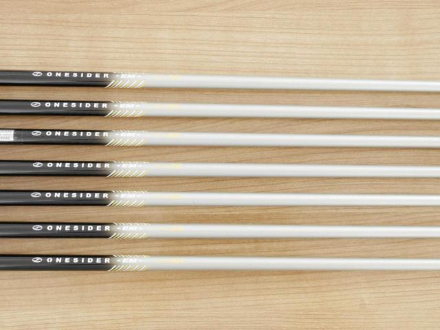 Iron set : Tsuruya : ชุดเหล็ก Tsuruya Onesider EM (ใบใหญ่ ตีง่าย) มีเหล็ก 6-Pw,Aw,Sw (7 ชิ้น) ก้านกราไฟต์ Flex SR