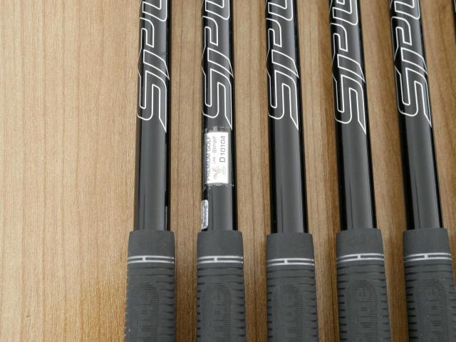 Iron set : Yamaha : ชุดเหล็ก Yamaha Inpres DriveStar Type D (รุ่นล่าสุด ออกปี 2024 ตีไกลที่สุด ไกลกว่าเหล็กทั่วไป 2 เบอร์ หน้าเด้งมากๆ) มีเหล็ก 7-Pw,Aw,As (6 ชิ้น) ก้านกราไฟต์ Fujikura Speeder NX M-425i Flex SR