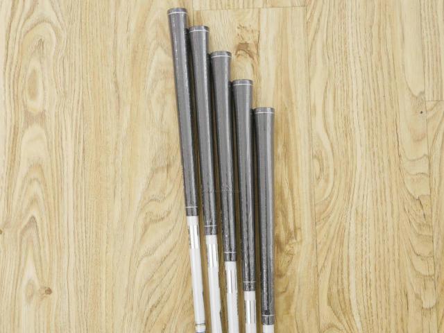 Iron set : Other Brand : **ของใหม่ ยังไม่แกะพลาสติก** ชุดเหล็ก Ryoma DSI (รุ่นล่าสุด ตีง่ายมาก ไกลมากๆ หายากสุดๆ) มีเหล็ก 5-9 (5 ชิ้น) ก้านกราไฟต์ Tour AD Flex S