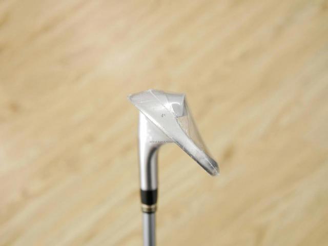 Wedge : Other : **ของใหม่ ยังไม่แกะพลาสติก** Wedge Ryoma DSI (รุ่นล่าสุด ตีง่ายมาก ไกลมากๆ หายากสุดๆ) Loft 49 ก้านกราไฟต์ Tour AD Flex S