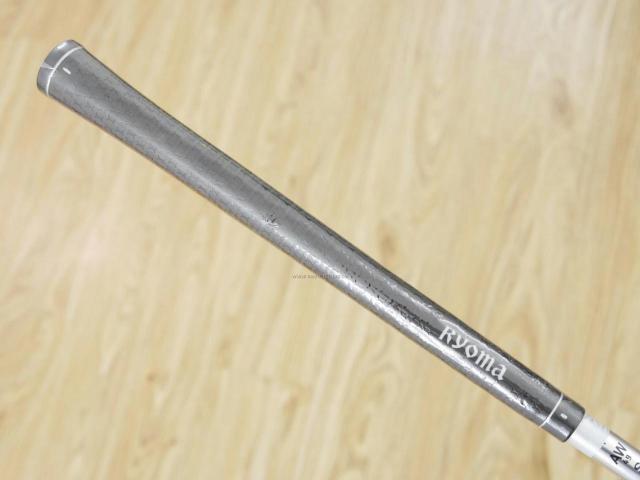 Wedge : Other : **ของใหม่ ยังไม่แกะพลาสติก** Wedge Ryoma DSI (รุ่นล่าสุด ตีง่ายมาก ไกลมากๆ หายากสุดๆ) Loft 49 ก้านกราไฟต์ Tour AD Flex S