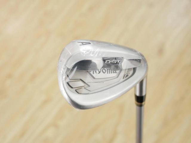 Wedge : Other : **ของใหม่ ยังไม่แกะพลาสติก** Wedge Ryoma DSI (รุ่นล่าสุด ตีง่ายมาก ไกลมากๆ หายากสุดๆ) Loft 49 ก้านกราไฟต์ Tour AD Flex S