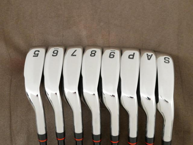 Iron set : Maruman : ชุดเหล็ก Maruman Red-V II (ใบใหญ่ ตีง่าย ไกล) มีเหล็ก 5-Pw,Aw,Sw (8 ชิ้น) ก้านกราไฟต์ Flex R