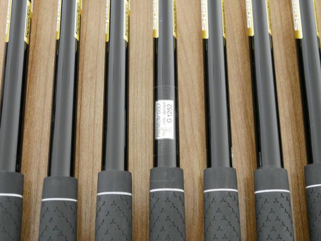 Iron set : Katana : ชุดเหล็ก Katana Sword Sniper Z (ใบใหญ่ ตีง่าย) มีเหล็ก 5-Pw,Aw,Sw (8 ชิ้น) ก้านกราไฟต์ Fujikura Speeder 589 Flex R