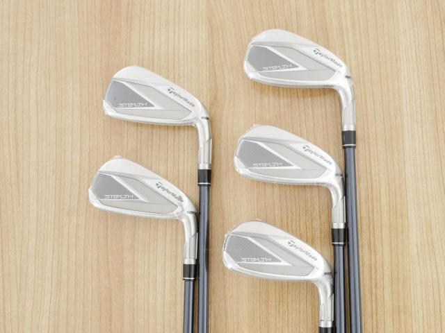 Iron set : Taylormade : **ของใหม่ ยังไม่แกะพลาสติก** ชุดเหล็ก Taylormade Stealth (ออกปี 2022 Japan Spec.) มีเหล็ก 6-Pw (5 ชิ้น) ก้านกราไฟต์ Mitsubishi Tensei TM60 Flex S