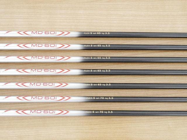 Iron set : Fourteen : ชุดเหล็ก Fourteen PC-555 (ตีง่าย ไกล) มีเหล็ก 5-Pw,Aw (7 ชิ้น) ก้านกราไฟต์ Flex S