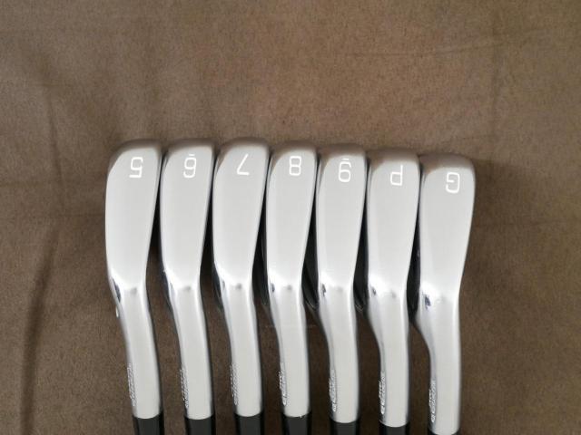 Iron set : Mizuno : ชุดเหล็ก Mizuno JPX 923 Forged (ออกปี 2023 ตัวท๊อป นุ่ม แน่น) มีเหล็ก 5-Pw,Gw (7 ชิ้น) ก้านเหล็ก Dynamic Gold 105 S200
