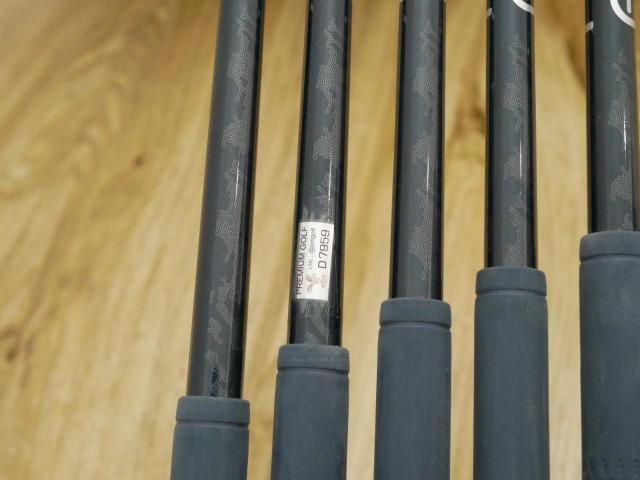 Lady club : All : ชุดเหล็ก Ping G Le 3 (รุ่นล่าสุด ออกปี 2024 ใบใหญ่ ตีง่ายมาก) มีเหล็ก 7-Pw,Sw (5 ชิ้น) ก้านกราไฟต์ Ping ULT 250 J Flex A (Lady)