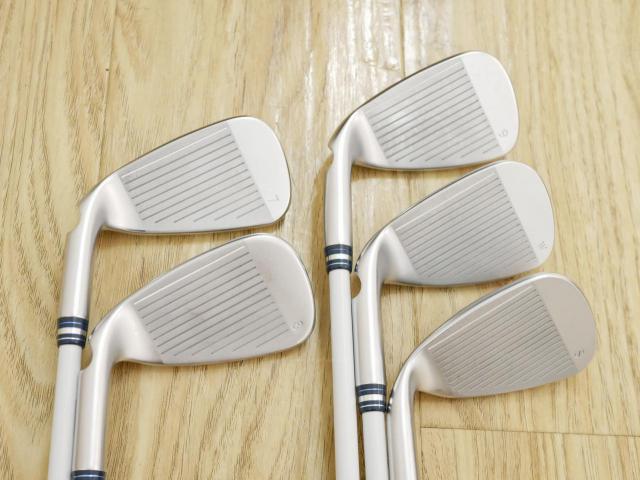 Lady club : All : ชุดเหล็ก Ping G Le 3 (รุ่นล่าสุด ออกปี 2024 ใบใหญ่ ตีง่ายมาก) มีเหล็ก 7-Pw,Sw (5 ชิ้น) ก้านกราไฟต์ Ping ULT 250 J Flex A (Lady)