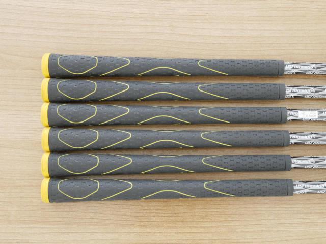 Iron set : Ping : ชุดเหล็ก Ping i525 Forged (ออกปี 2022) มีเหล็ก 6-Pw,Aw (6 ชิ้น) ก้านกราไฟต์ UST Mamiya ATTAS FF 75 Flex S