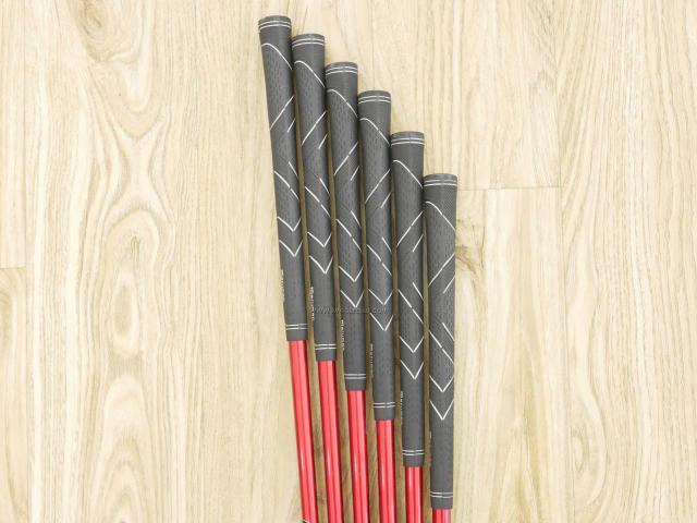 Iron set : Maruman : ชุดเหล็ก Maruman Red-V II (ใบใหญ่ ตีง่าย ไกล) มีเหล็ก 5-Pw (6 ชิ้น) ก้านกราไฟต์ Flex S