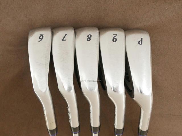 Iron set : RC Royal Collection : ชุดเหล็ก RC (Royal Collection) RCV (ใบใหญ่ ตีง่ายมาก) มีเหล็ก 6-Pw (5 ชิ้น) ก้านเหล็ก Flex R