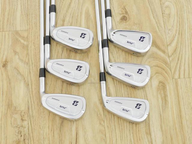 Iron set : Bridgestone : Bridgestone JGR Forged (ออกปี 2017 นุ่ม แน่น) มีเหล็ก 5-PW (6 ชิ้น) ก้านเหล็ก XP95 S200