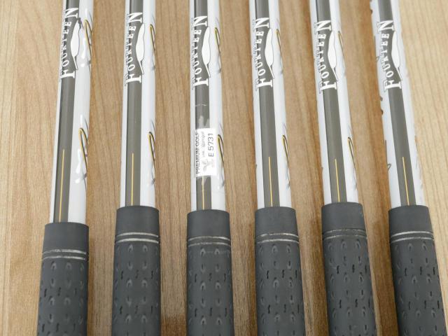 Iron set : Fourteen : ชุดเหล็ก Fourteen TC404 (ปี 2018 ใบใหญ่ ตีไกลมาก เหล็ก 7 Loft 28) มีเหล็ก 6-Pw,Aw (6 ชิ้น) ก้านกราไฟต์ Flex R