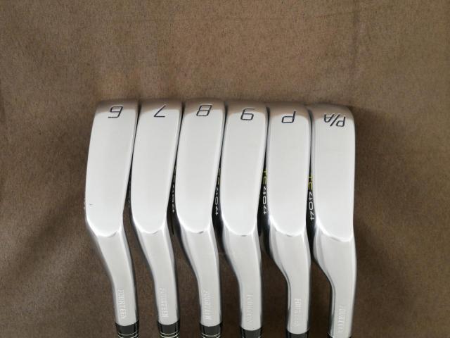 Iron set : Fourteen : ชุดเหล็ก Fourteen TC404 (ปี 2018 ใบใหญ่ ตีไกลมาก เหล็ก 7 Loft 28) มีเหล็ก 6-Pw,Aw (6 ชิ้น) ก้านกราไฟต์ Flex R