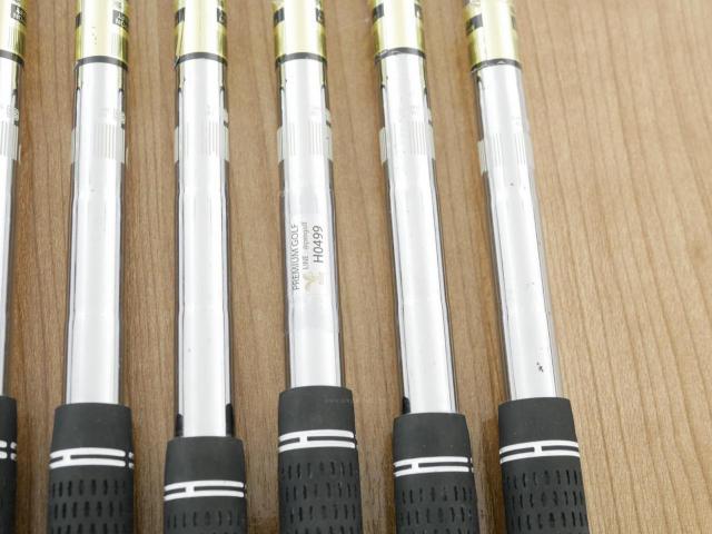 Iron set : Tourstage : ชุดเหล็ก Tourstage TS-211 Airmuscle มีเหล็ก 5-Pw (6 ชิ้น) ก้านเหล็ก NS Pro 950 Flex R