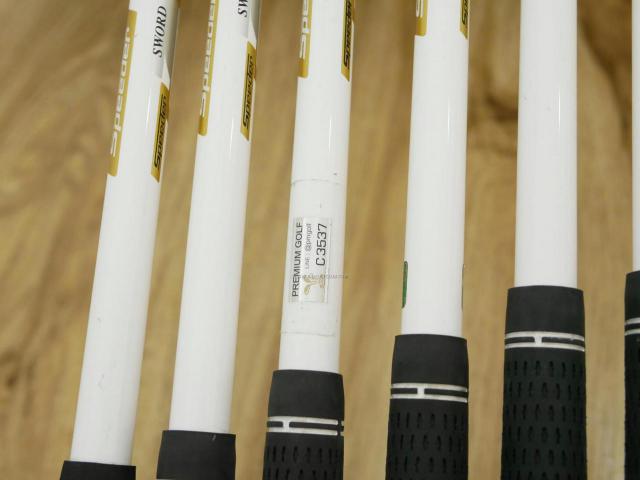 Iron set : Katana : ชุดเหล็ก Katana Sword IZU Max G (ตีง่าย หน้าเด้ง) มีเหล็ก 6-Pw,Aw,Sw (7 ชิ้น) ก้านกราไฟต์ Fujikura Speeder 589 Flex SR